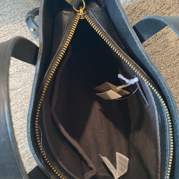 Madewell Zip Top Transport Tote True Black - Picture 5 of 16